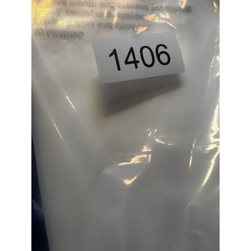 N/A nwt tom